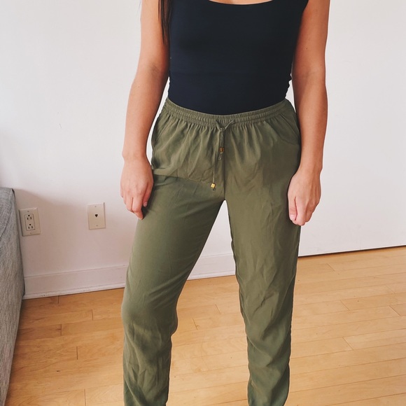 Kaki baggy pants - Picture 1 of 2